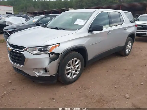 1GNERFKW6JJ277464 2018 CHEVROLET TRAVERSE - Image 2