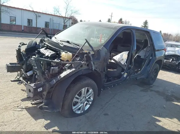 1GNERFKW6KJ134290 2019 CHEVROLET TRAVERSE - Image 2