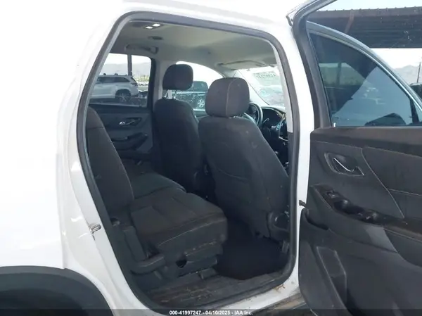 1GNERFKW6KJ159531 2019 CHEVROLET TRAVERSE - Image 8