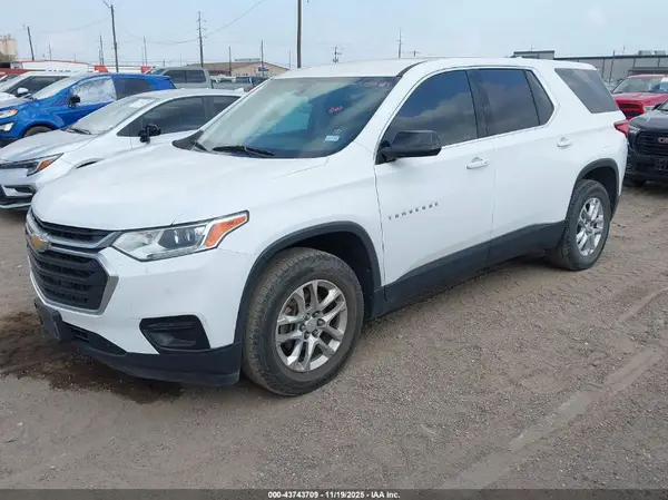 1GNERFKW6KJ167418 2019 CHEVROLET TRAVERSE - Image 2