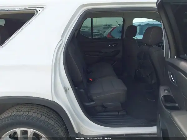 1GNERFKW6KJ167418 2019 CHEVROLET TRAVERSE - Image 8