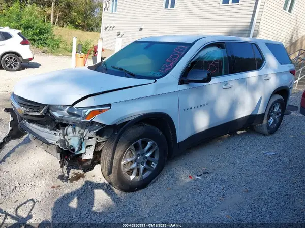 1GNERFKW6LJ113702 2020 CHEVROLET TRAVERSE - Image 2