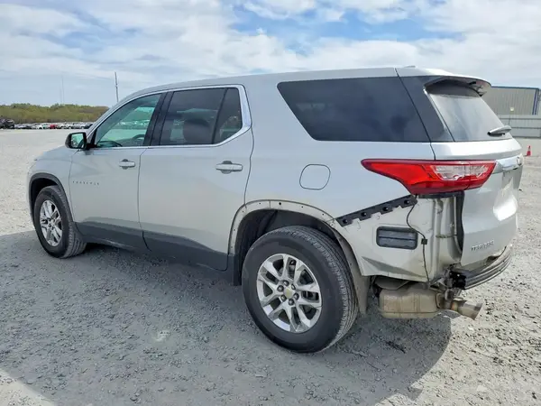 1GNERFKW6LJ280352 2020 CHEVROLET TRAVERSE - Image 2