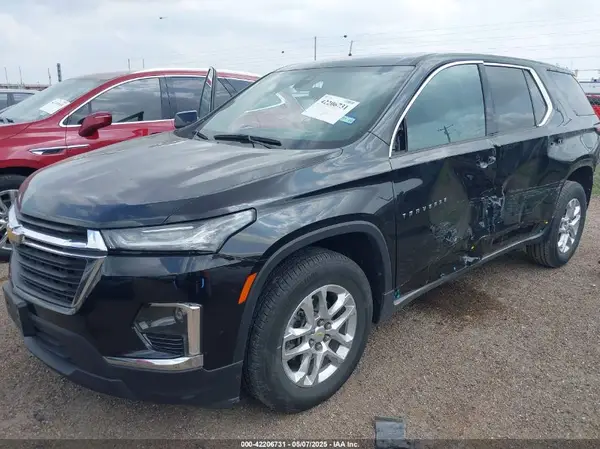 1GNERFKW6PJ192035 2023 CHEVROLET TRAVERSE - Image 2