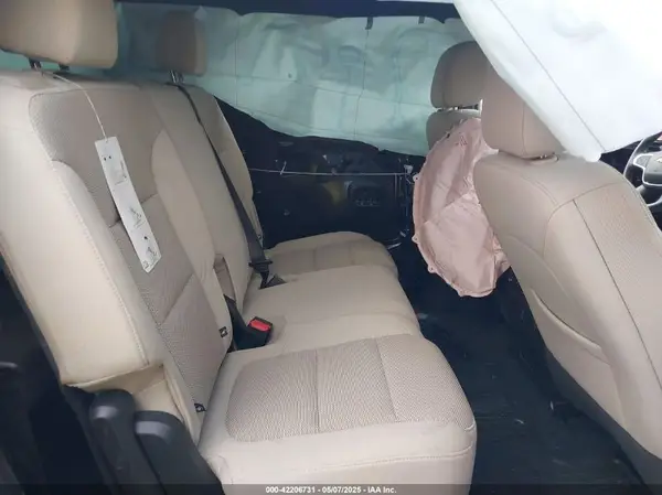 1GNERFKW6PJ192035 2023 CHEVROLET TRAVERSE - Image 8