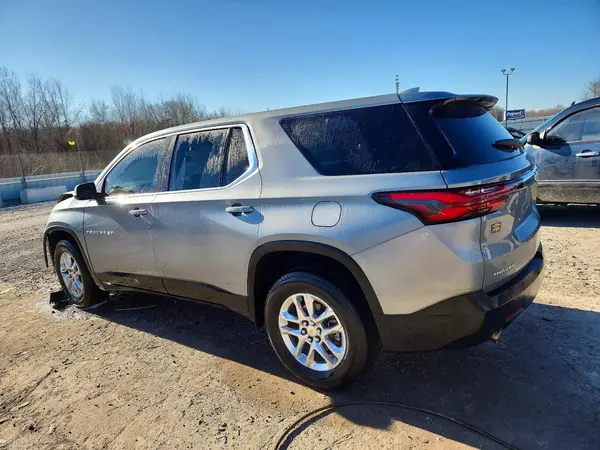 1GNERFKW6PJ343505 2023 CHEVROLET TRAVERSE - Image 2