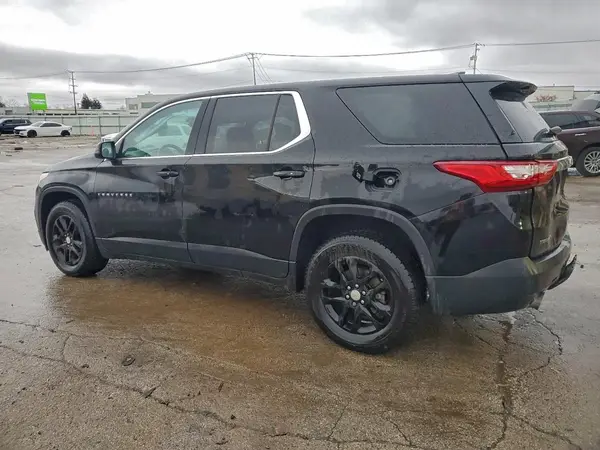 1GNERFKW7JJ102382 2018 CHEVROLET TRAVERSE - Image 2