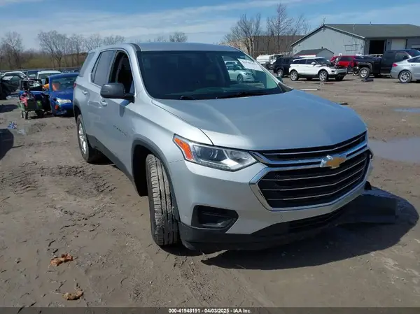 1GNERFKW7JJ107758 2018 CHEVROLET TRAVERSE - Image 1