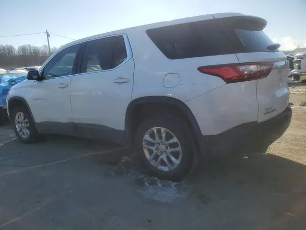 1GNERFKW7JJ127542 2018 CHEVROLET TRAVERSE - Image 2