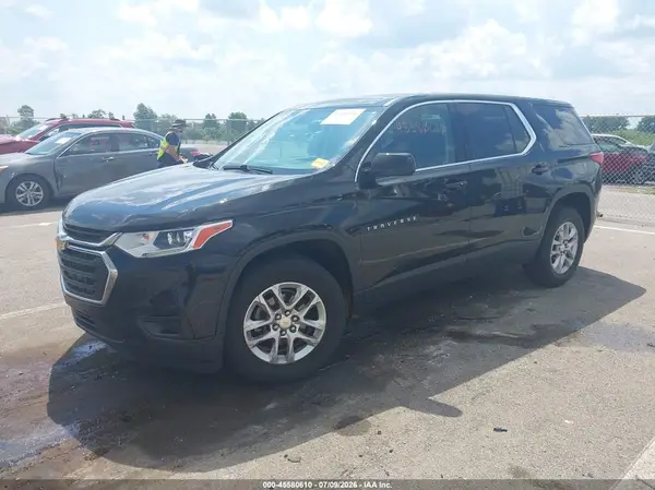 1GNERFKW7JJ190270 2018 CHEVROLET TRAVERSE - Image 2