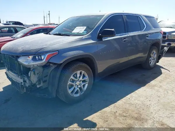 1GNERFKW7JJ200974 2018 CHEVROLET TRAVERSE - Image 2