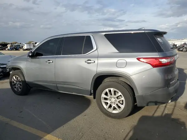 1GNERFKW7JJ221646 2018 CHEVROLET TRAVERSE - Image 2