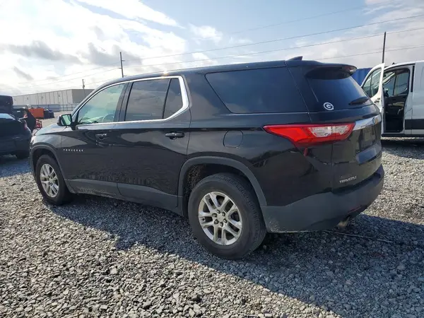 1GNERFKW7JJ233800 2018 CHEVROLET TRAVERSE - Image 2