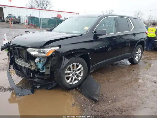 1GNERFKW7JJ251942 2018 CHEVROLET TRAVERSE - Image 2