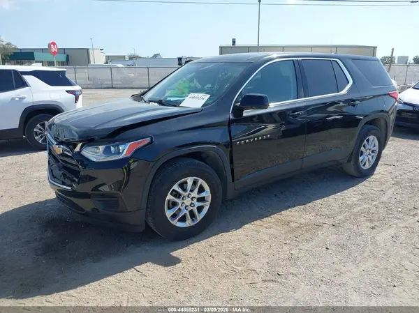 1GNERFKW7JJ254002 2018 CHEVROLET TRAVERSE - Image 2
