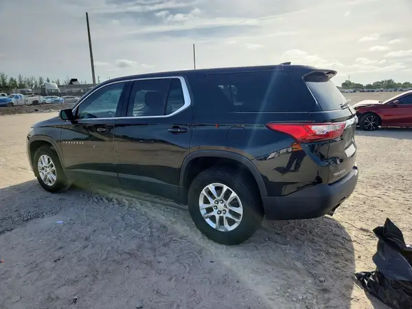 1GNERFKW7JJ259958 2018 CHEVROLET TRAVERSE - Image 2
