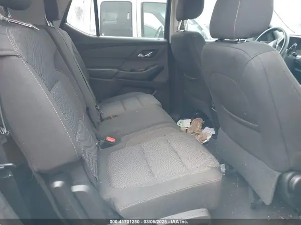 1GNERFKW7JJ267588 2018 CHEVROLET TRAVERSE - Image 8