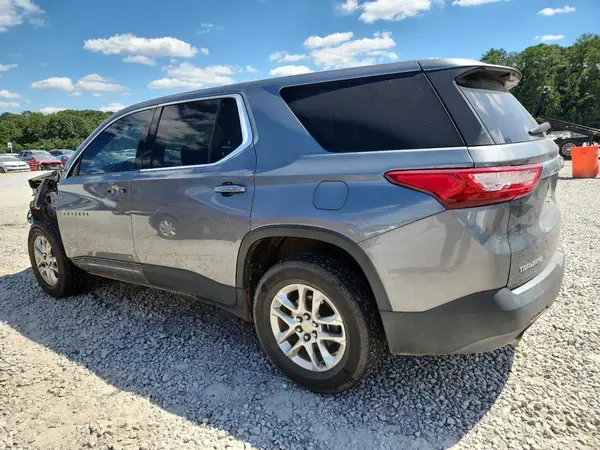 1GNERFKW7JJ272063 2018 CHEVROLET TRAVERSE - Image 2