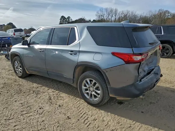 1GNERFKW7KJ111486 2019 CHEVROLET TRAVERSE - Image 2