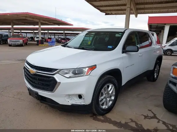 1GNERFKW7KJ118194 2019 CHEVROLET TRAVERSE - Image 2