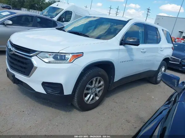 1GNERFKW7LJ135370 2020 CHEVROLET TRAVERSE - Image 2