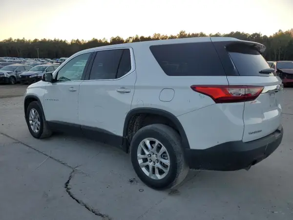 1GNERFKW7LJ271563 2020 CHEVROLET TRAVERSE - Image 2
