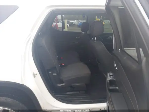 1GNERFKW7MJ143468 2021 CHEVROLET TRAVERSE - Image 8