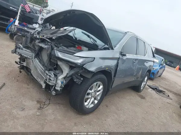 1GNERFKW7PJ184445 2023 CHEVROLET TRAVERSE - Image 2