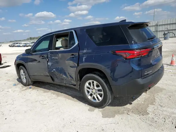 1GNERFKW7PJ223891 2023 CHEVROLET TRAVERSE - Image 2