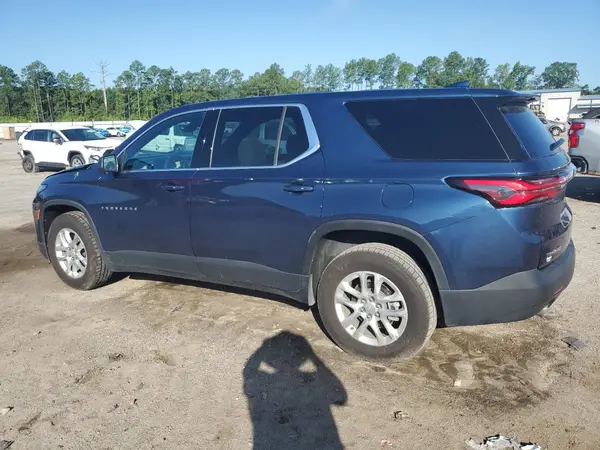 1GNERFKW7PJ229979 2023 CHEVROLET TRAVERSE - Image 2