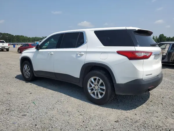 1GNERFKW8JJ111673 2018 CHEVROLET TRAVERSE - Image 2
