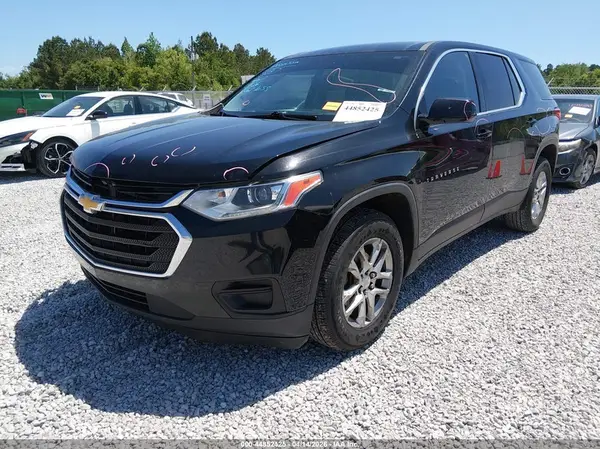 1GNERFKW8JJ125055 2018 CHEVROLET TRAVERSE - Image 2