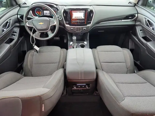 1GNERFKW8JJ133883 2018 CHEVROLET TRAVERSE - Image 8