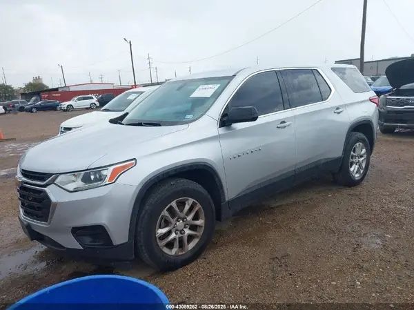 1GNERFKW8JJ137030 2018 CHEVROLET TRAVERSE - Image 2