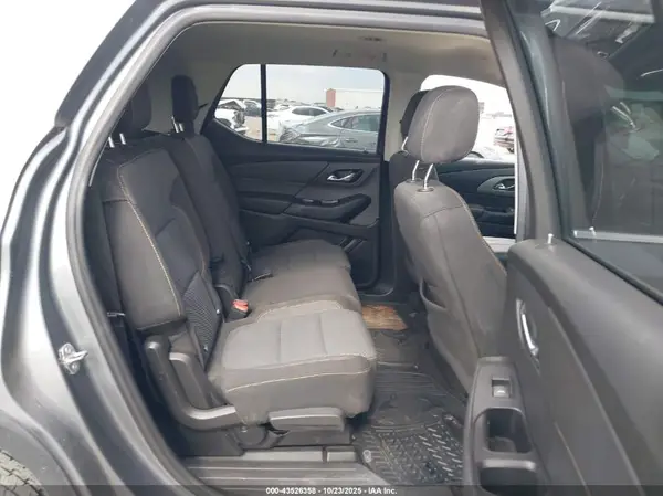 1GNERFKW8JJ142437 2018 CHEVROLET TRAVERSE - Image 8