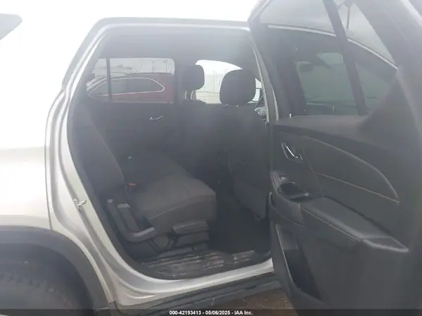 1GNERFKW8JJ150117 2018 CHEVROLET TRAVERSE - Image 8