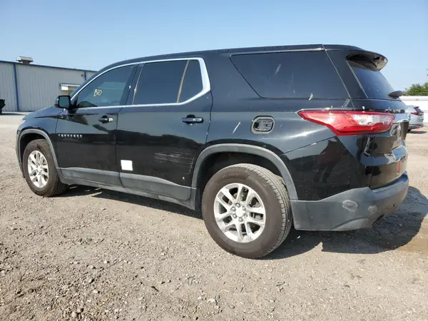 1GNERFKW8JJ156564 2018 CHEVROLET TRAVERSE - Image 2