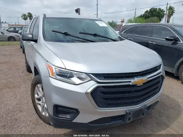 1GNERFKW8JJ172506 2018 CHEVROLET TRAVERSE - Image 1