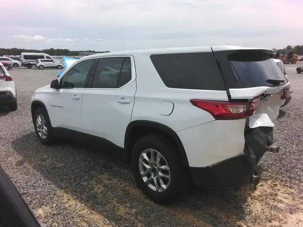 1GNERFKW8JJ223731 2018 CHEVROLET TRAVERSE - Image 2