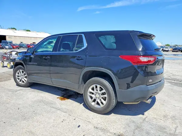 1GNERFKW8JJ249004 2018 CHEVROLET TRAVERSE - Image 2