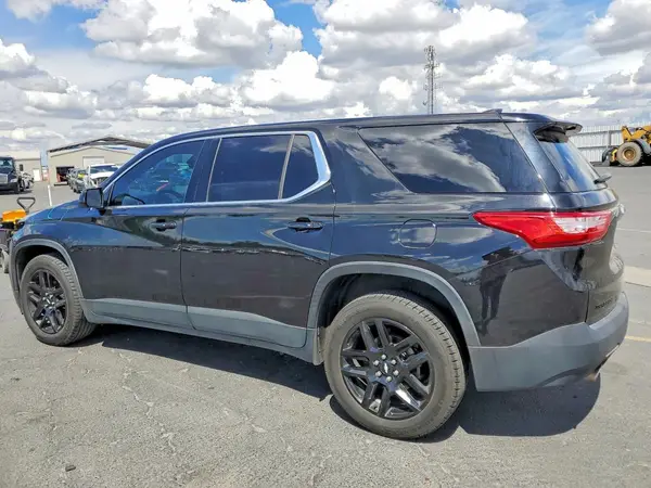 1GNERFKW8JJ261217 2018 CHEVROLET TRAVERSE - Image 2