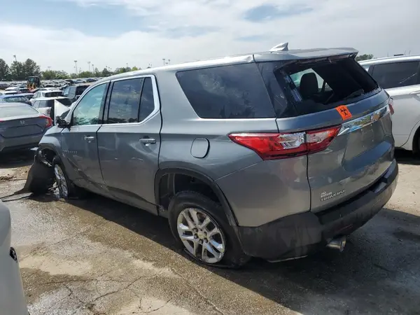 1GNERFKW8JJ263324 2018 CHEVROLET TRAVERSE - Image 2