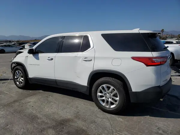 1GNERFKW8JJ264134 2018 CHEVROLET TRAVERSE - Image 2