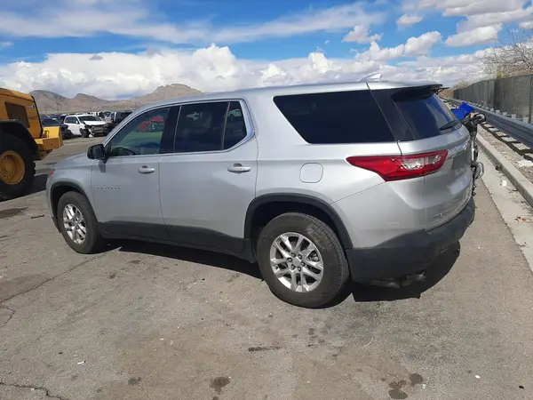 1GNERFKW8JJ267308 2018 CHEVROLET TRAVERSE - Image 2