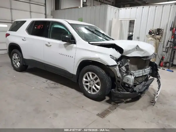 1GNERFKW8JJ268443 2018 CHEVROLET TRAVERSE - Image 1