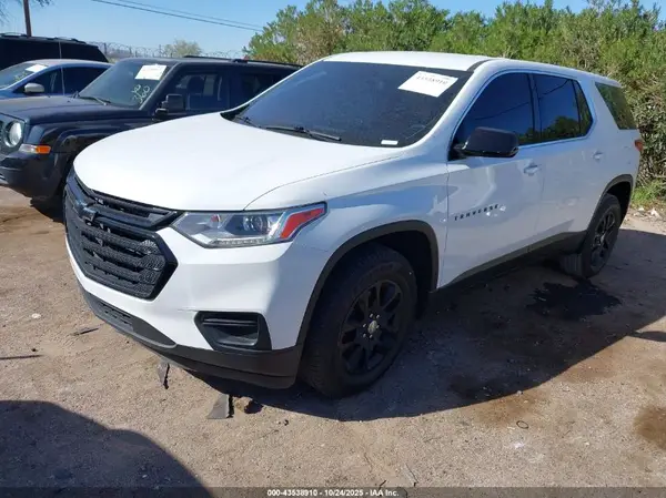 1GNERFKW8KJ125753 2019 CHEVROLET TRAVERSE - Image 2