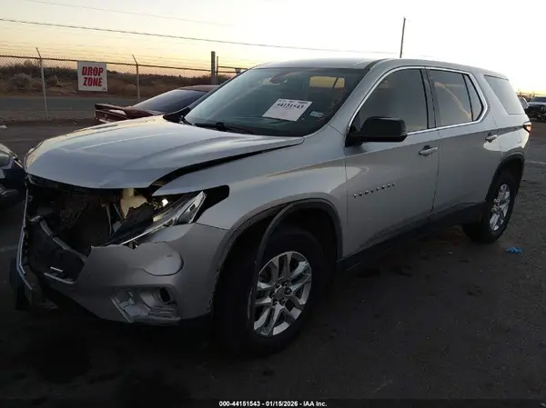 1GNERFKW8KJ155884 2019 CHEVROLET TRAVERSE - Image 2
