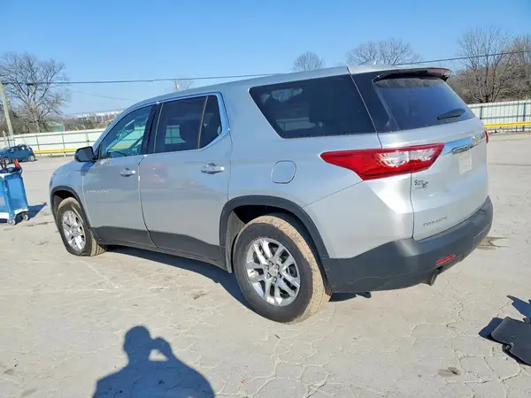 1GNERFKW8KJ246380 2019 CHEVROLET TRAVERSE - Image 2