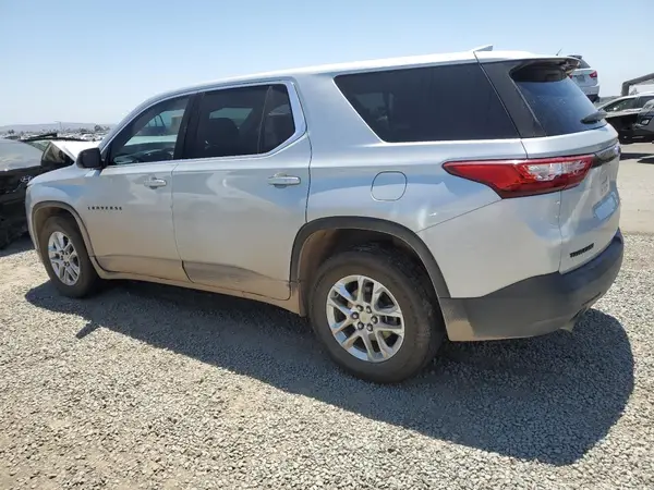 1GNERFKW8KJ290394 2019 CHEVROLET TRAVERSE - Image 2