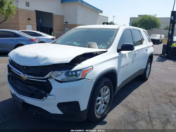 1GNERFKW8KJ299337 2019 CHEVROLET TRAVERSE - Image 2